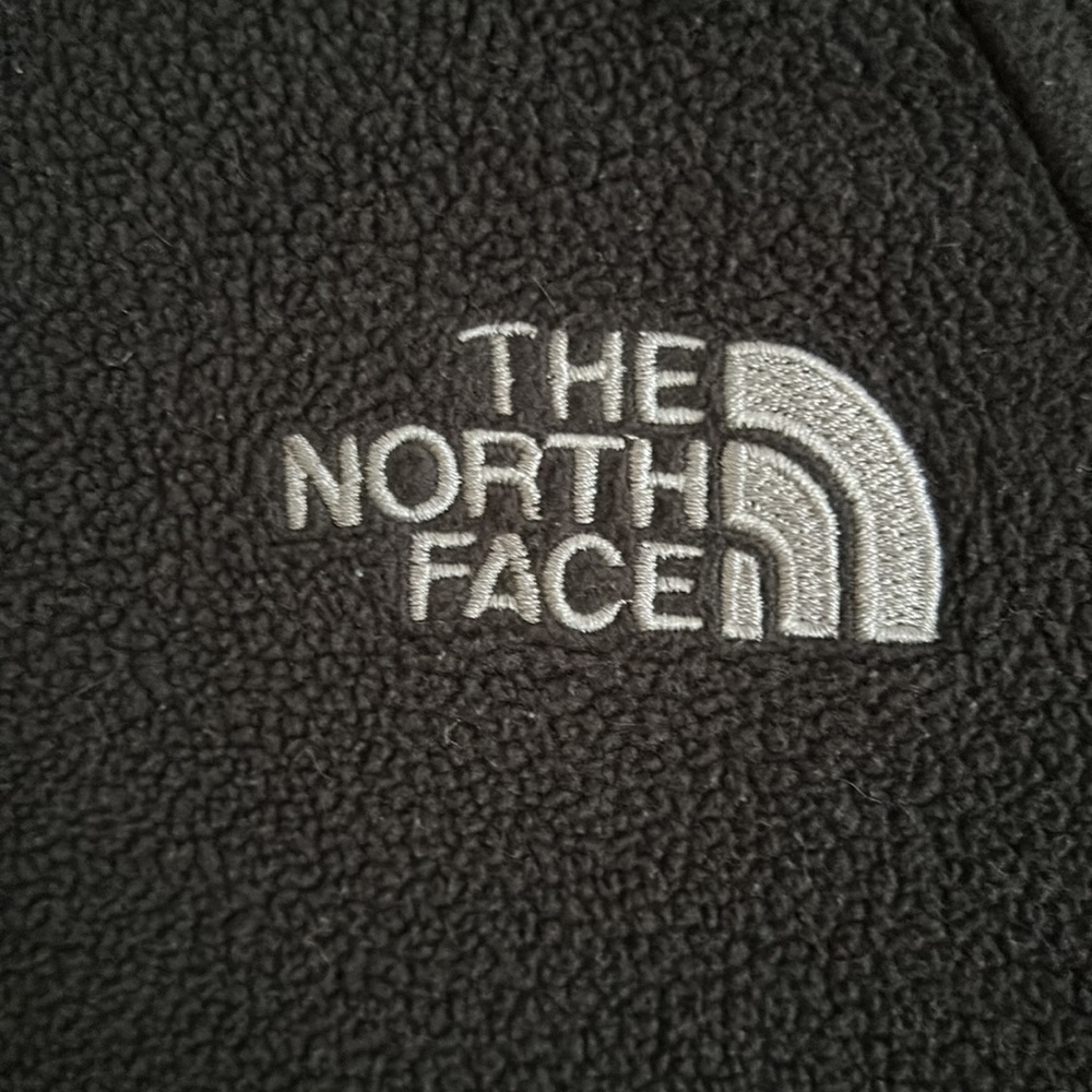 The North Face Women’s Jacket - Picture 3 of 5